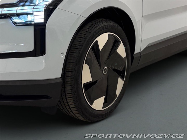 Volvo Ostatní modely EX30 Single Mot Ext Range Ultr 2025