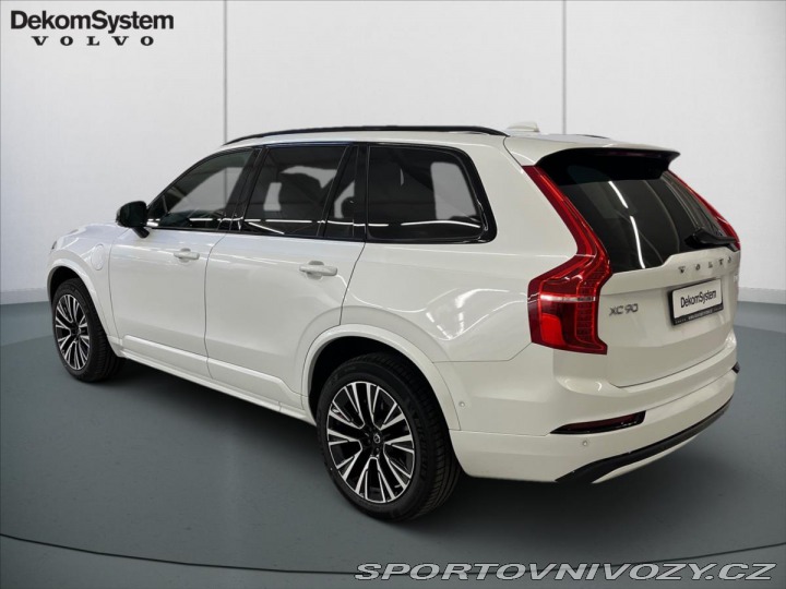 Volvo Ostatní modely XC90 2,0 T8 AWD Ultimate 5861 2023