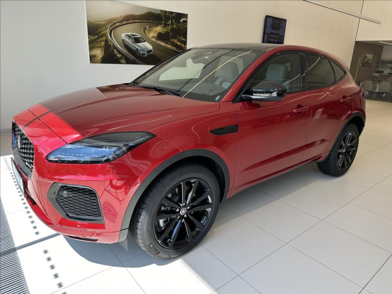 Jaguar E-Pace 2,0   R-Dynamic SE D165 A