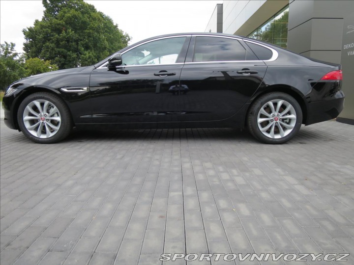 Jaguar XF 2,0 Předváděcí vůz  Prest 2018