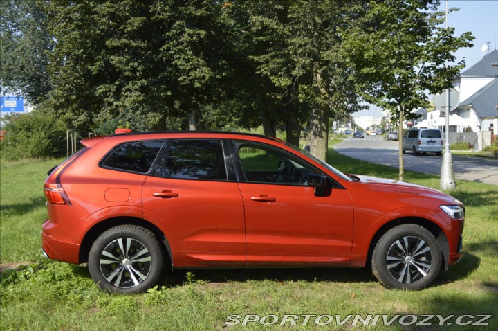 Volvo Ostatní modely XC60 2,0 T8 Twin Engine AWD Au 2020