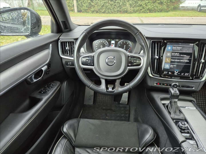 Volvo V90 2,0 T6 AWD R-Design AWD P 2019