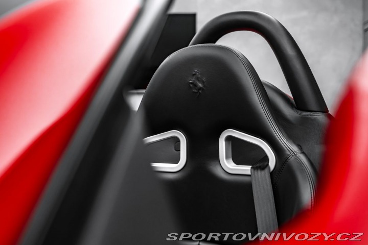 Ferrari 550 550 Barchetta limited 2001