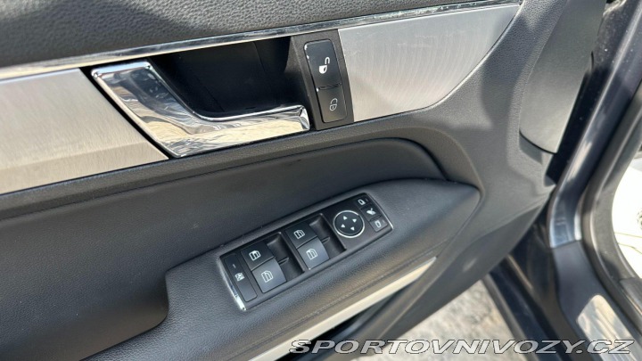 Mercedes-Benz E E250CDI 150kW *Coupe*A/T* 2010