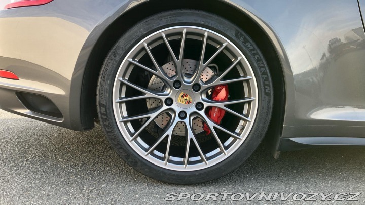 Porsche 911 4S 2016