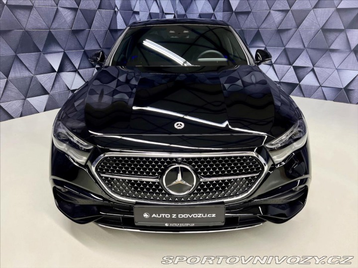 Mercedes-Benz E 300de 4MATIC AMG , NEZÁVI 2023