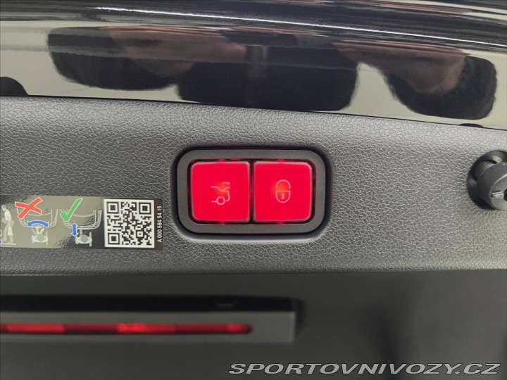 Mercedes-Benz E 300de 4MATIC AMG , NEZÁVI 2023