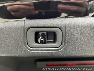 Mercedes-Benz E 300de 4MATIC AMG , NEZÁVI 2023