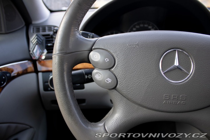 Mercedes-Benz E 280 Elegance A/T 4-matic 2006