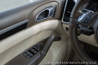 Porsche Cayenne S, 281kW, A8, Diesel Tip 2013