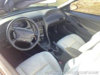 Ford Mustang GT Convertible V8 2002