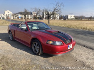 Ford Mustang GT Convertible V8 2002