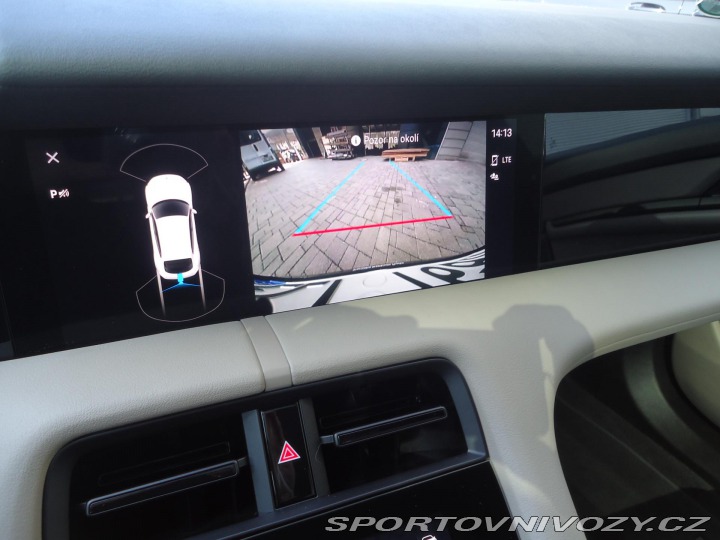 Porsche Taycan 4 Cross Turismo 2022