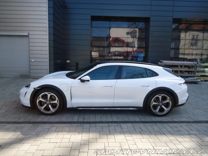 Porsche Taycan 4 Cross Turismo 2022