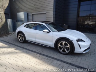 Porsche Taycan 4 Cross Turismo 2022