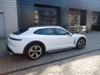 Porsche Taycan 4 Cross Turismo 2022