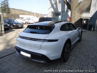 Porsche Taycan 4 Cross Turismo 2022