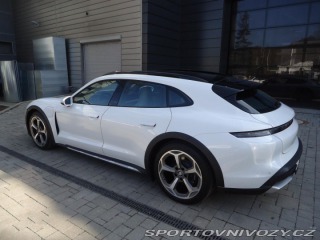 Porsche Taycan 4 Cross Turismo 2022