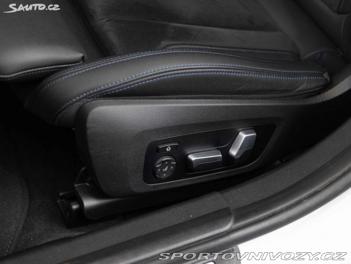 BMW 3 330i xdrive,záruka do2028 2023