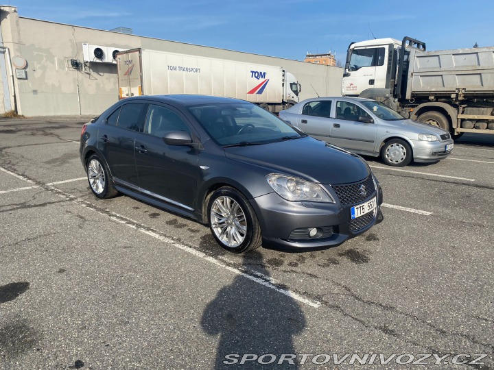 Suzuki Ostatní modely Kizashi 2.4 4wd 2011