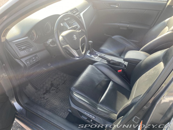 Suzuki Ostatní modely Kizashi 2.4 4wd 2011