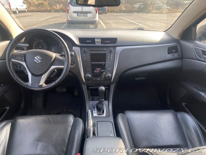 Suzuki Ostatní modely Kizashi 2.4 4wd 2011