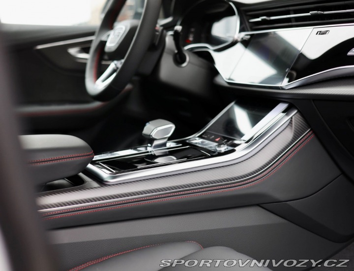 Audi Ostatní modely Q8 60 TFSIe Quattro e-hybri 2025