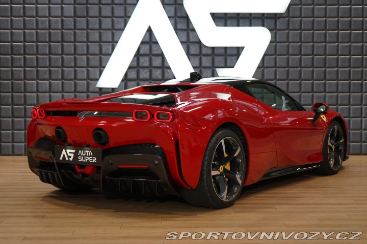 Ferrari SF90 Rosso 70 Anni ADAS Carbon 2022