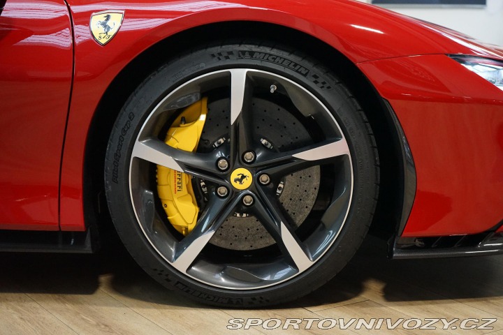 Ferrari SF90 Rosso 70 Anni ADAS Carbon 2022