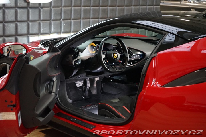 Ferrari SF90 Rosso 70 Anni ADAS Carbon 2022