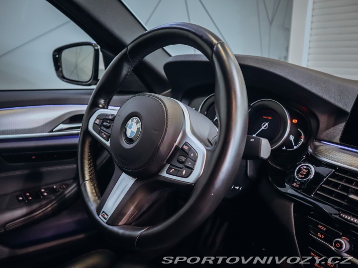 BMW 5 540i xDrive M-Paket 250 k 2019
