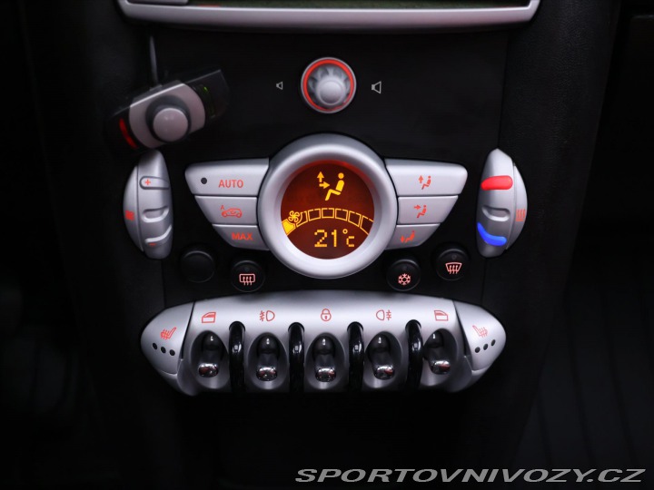 Mini Cooper 1,6 D 80kW CZ Klima Kůže 2007