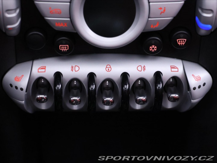 Mini Cooper 1,6 D 80kW CZ Klima Kůže 2007