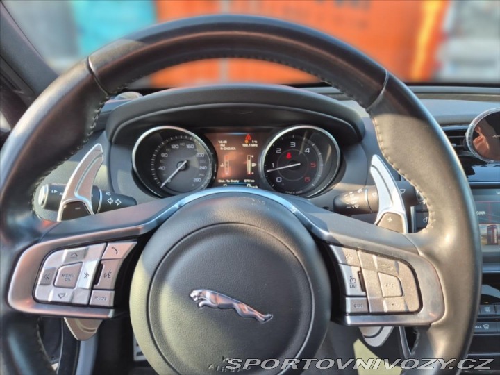Jaguar XE 2,0 20d 180k R-SPORT AUTO 2015