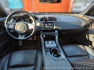 Jaguar XE 2,0 20d 180k R-SPORT AUTO 2015