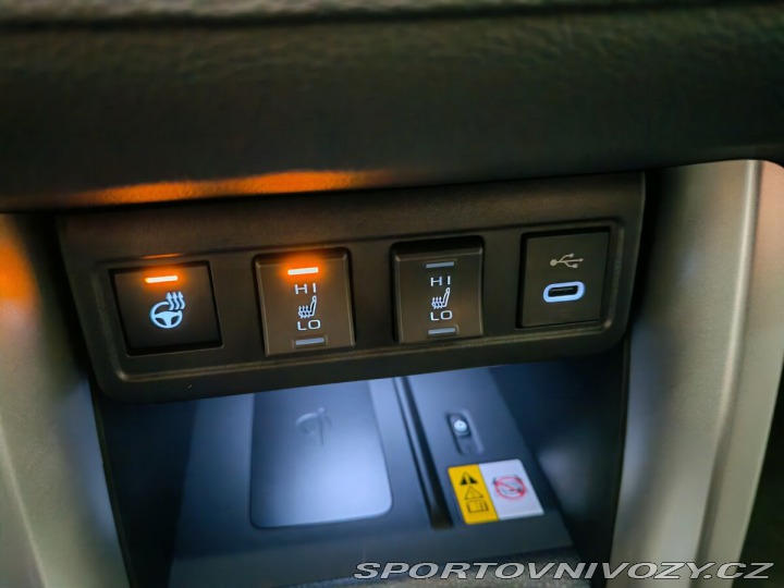 Toyota Corolla 2,0 Hybrid CVT Executive 2024