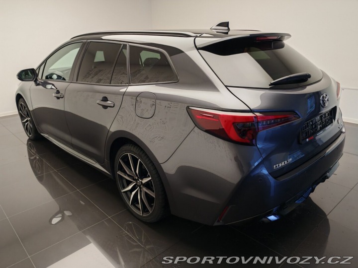 Toyota Corolla 2,0 Hybrid CVT GR SPORT D 2024