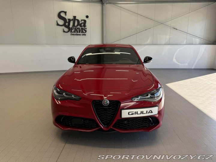 Alfa Romeo Giulia Veloce 2.0 Turbo 280k AT8 2025