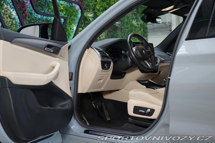 BMW X3 M40d 250kW Laser Pano HUD 2022