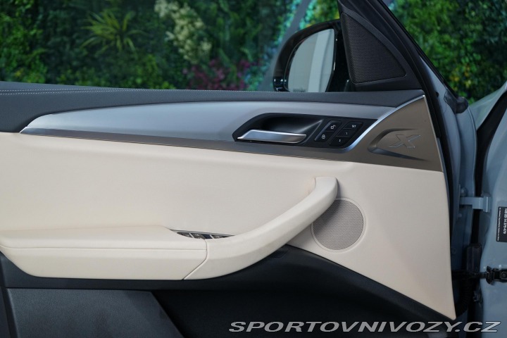 BMW X3 M40d 250kW Laser Pano HUD 2022
