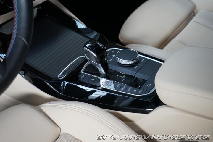 BMW X3 M40d 250kW Laser Pano HUD 2022