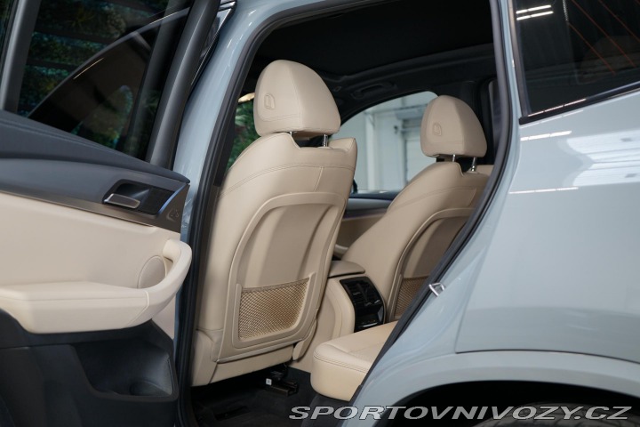 BMW X3 M40d 250kW Laser Pano HUD 2022
