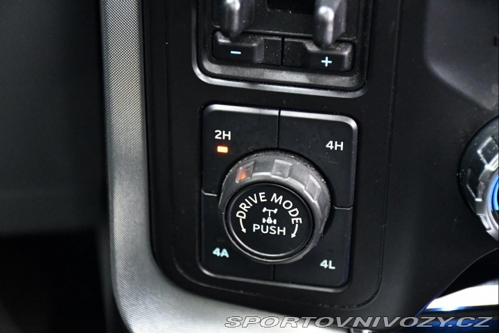 Ford Ostatní modely F-150 LIMITED 3,5L V6 POWERBOOS 2021