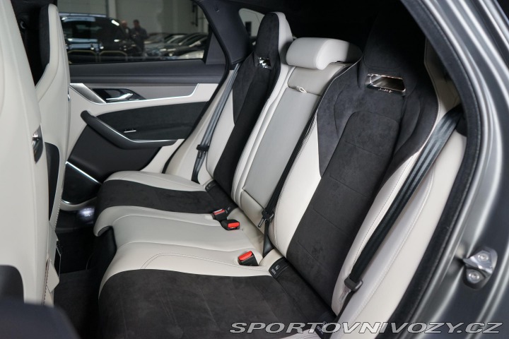Jaguar F-Pace SVR 5.0 V8 Sport-Seats Zá 2022