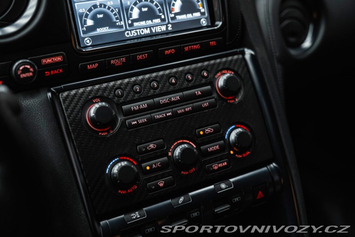 Nissan GT-R Black Edition 2012