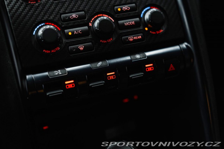 Nissan GT-R Black Edition 2012