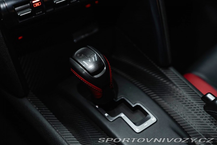 Nissan GT-R Black Edition 2012