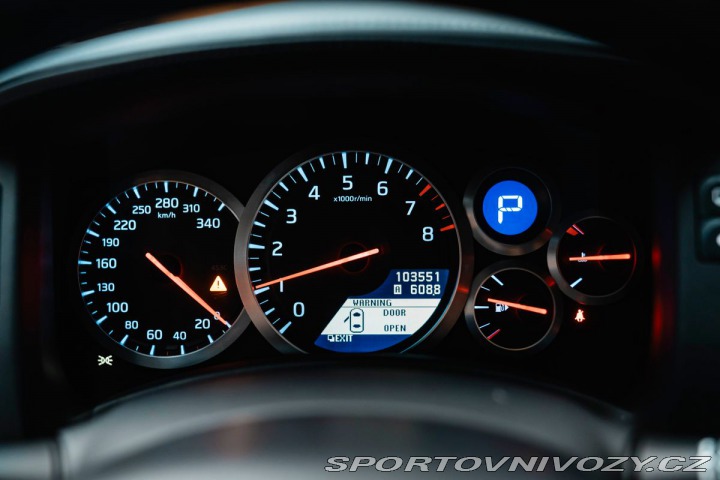 Nissan GT-R Black Edition 2012