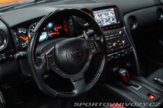 Nissan GT-R Black Edition 2012