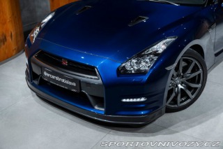 Nissan GT-R Black Edition 2012